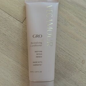Vegamour GRO Revitalizing Conditioner